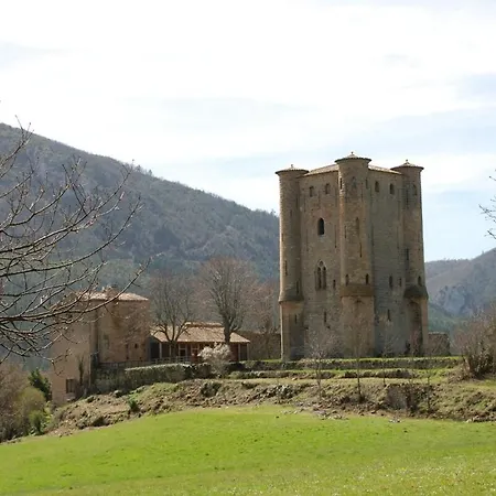 Apartamento Pyrenees,hiking, Cycling, Rafting,fishing,4 Bed Apartment, Roof Terrace