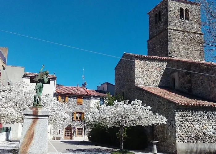 Pyrenees,hiking, Cycling, Rafting,fishing,4 Bed Apartment, Roof Terrace Quillan