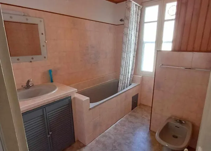 Pyrenees,hiking, Cycling, Rafting,fishing,4 Bed Apartment, Roof Terrace Appartement